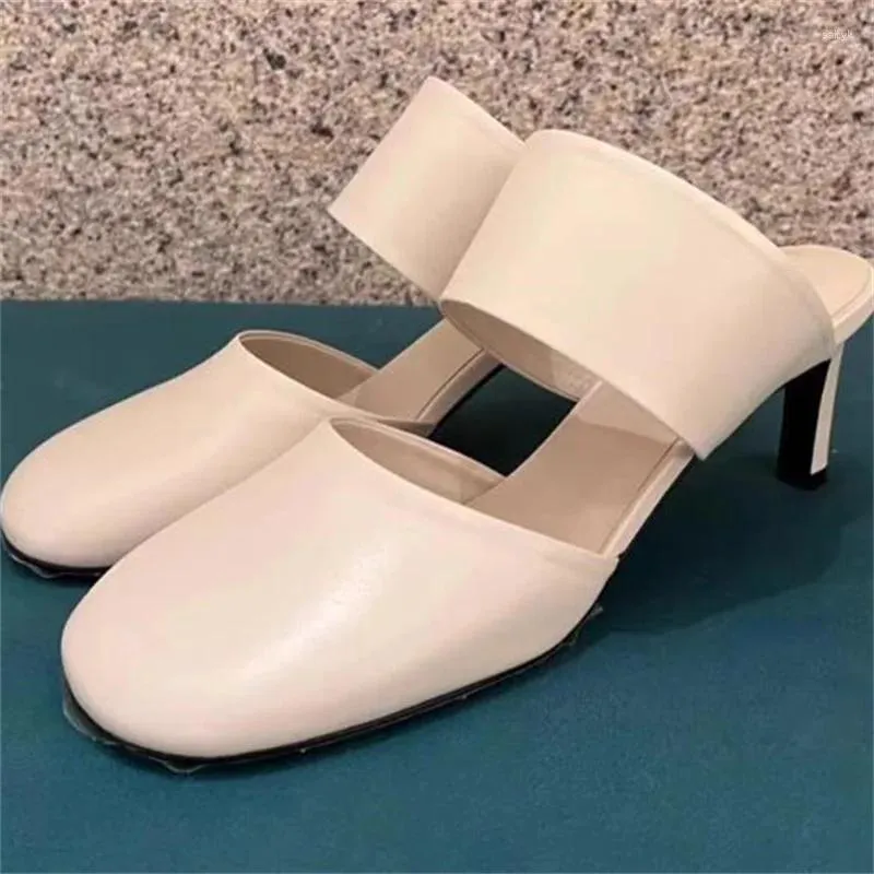 Zapatos de vestir cuero para mujeres dedos redondos tacones altos delgados mulas femeninas líneas de coser correa delantera Chassure femme sólido Zapatos de Mujer