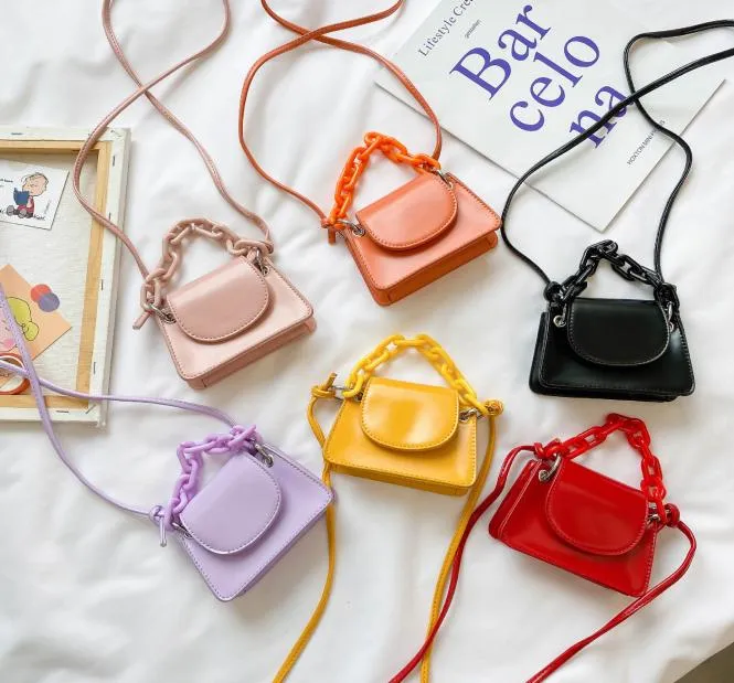 New Kids Chain Mini Handtaschen Kinder Yakli -Kettenzubehör ändern Geldbeutel Lippenstift Bag Mädchen Süßigkeiten Farben Messenger Bags C66712419269