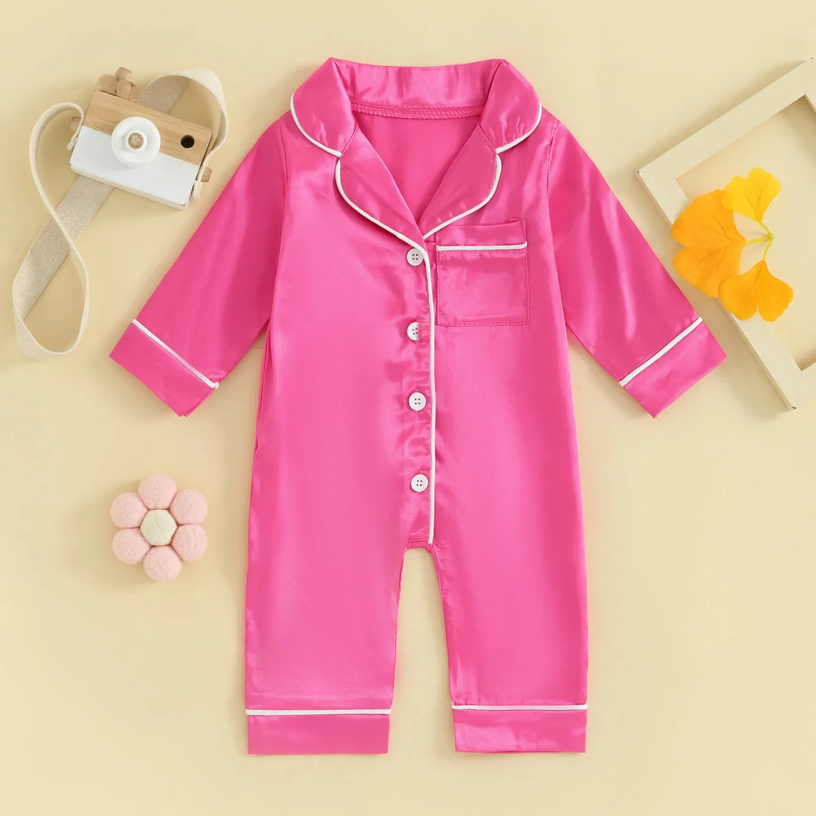 Jedwabny satynowy dziewczynki chłopcy kombinezon piżama stały kolor guziki długie rękawy Dzieci Rompers dla malucha niemowlęcego odzieży snu 240325