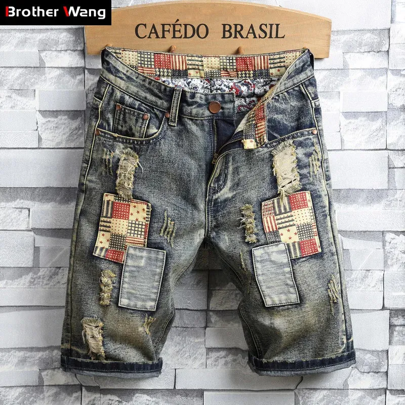 Brand mass retro estilo rasgado shorts jeans 2023 Moda de verão Casual Hole Patch Jean Male Roupos 240328