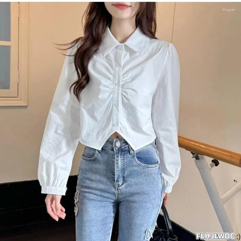 Blouses féminines 2024 Shirring Chic Short Crop Tops Femme Corée Japon Flhjlwoc Style Vintage Folds Coton Top Blouse Boulet mignon Bouton blanc