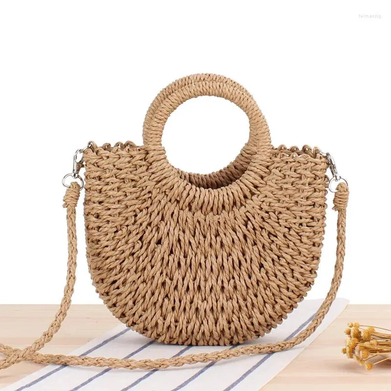 Bag fatte fatte a mano a metà round intrecciata intrecciata estiva da donna estate in borse di borse per piccole spiaggia per la spiaggia 2024