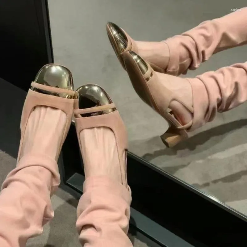 Платье обуви розовые высокие каблуки женщины круглые ноги утешительны с низким дизайном каблуки дамы 2024 Летние офисные насосы