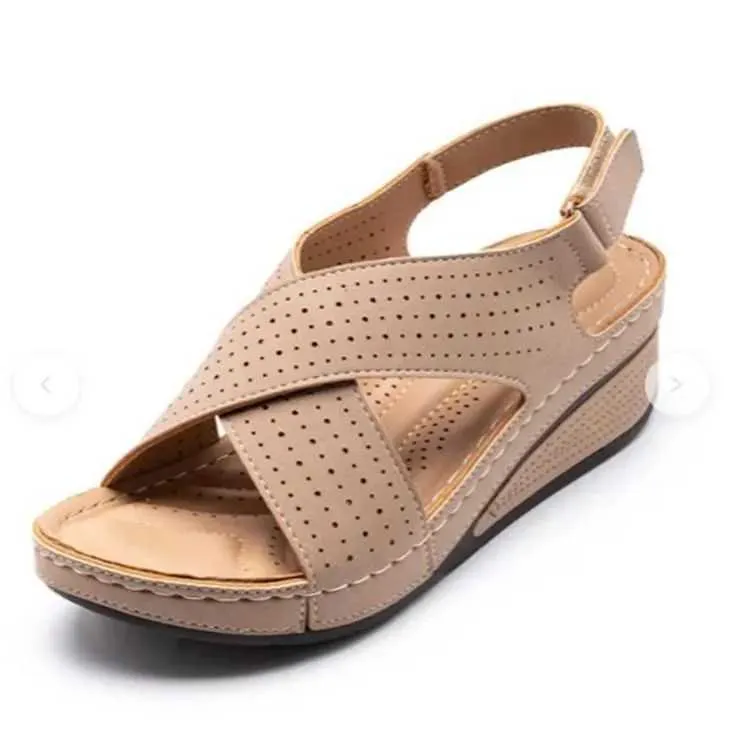 Sandals Women Shose Summer 2024 Cuero casual 2 Sandalis retro de cuñas huecas H240409 4LXO