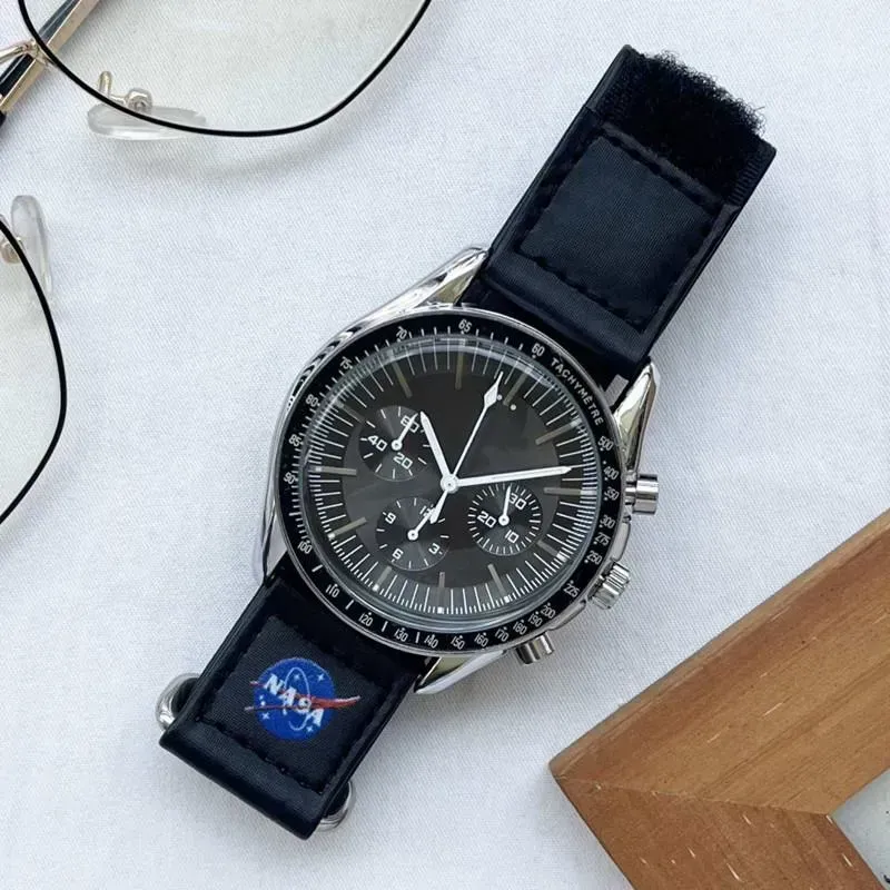 أوميغ ستة إبر سابفياير كوكب مون رجال الساعات كاملة وظيفة الكوارتز كرونوغراف إلى Mercury 42mm Nylon Men Watch Limited Edition Master Wristwatches M3a