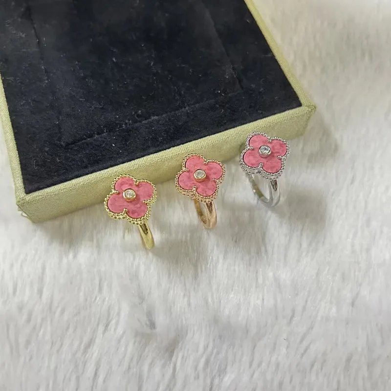 Brand Clover Ring Single Flower Diamond Women Ring High Quality 18k Gold Agate Stainless Steel Designer Ring Gift