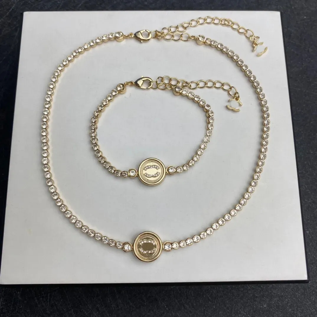 Fashion Designer Gold Curb Curb Collane a ciondolo marca a doppia lettera a catena geometrica bracciale bracciale da bracciale da bracciale da donna