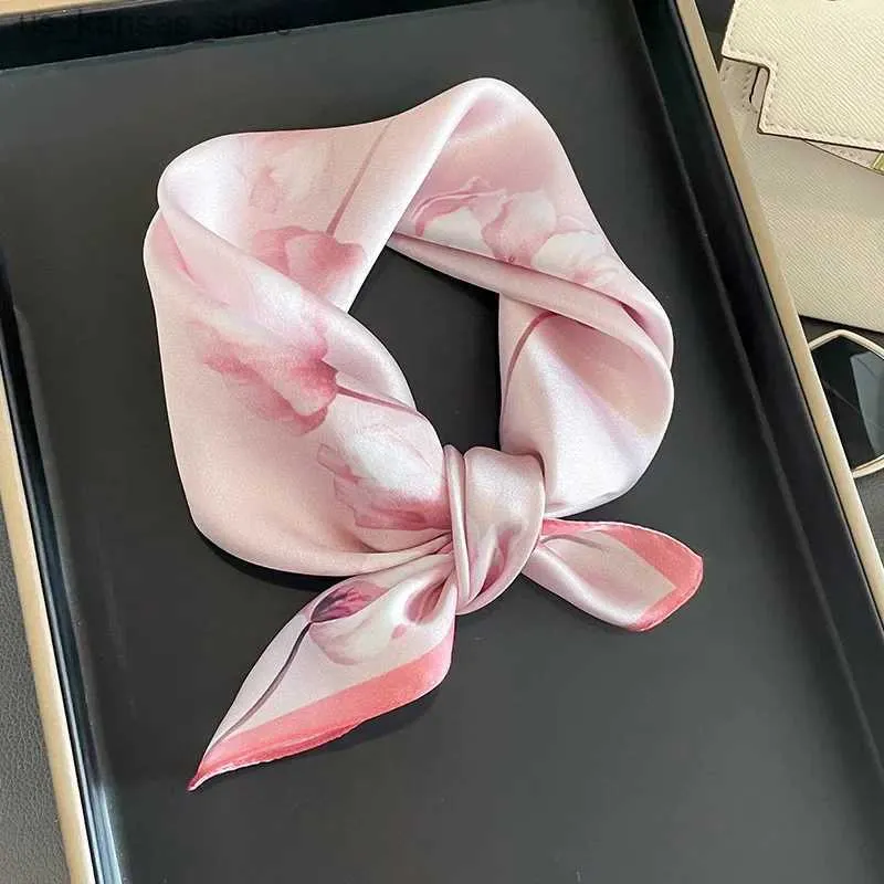 Schals 2023 % echtes Seidenquadratschal Frauen drucken natürliche Kopfköpfe Damen Haare Handgelenk Foulard Spring Bandana Echarpe240409