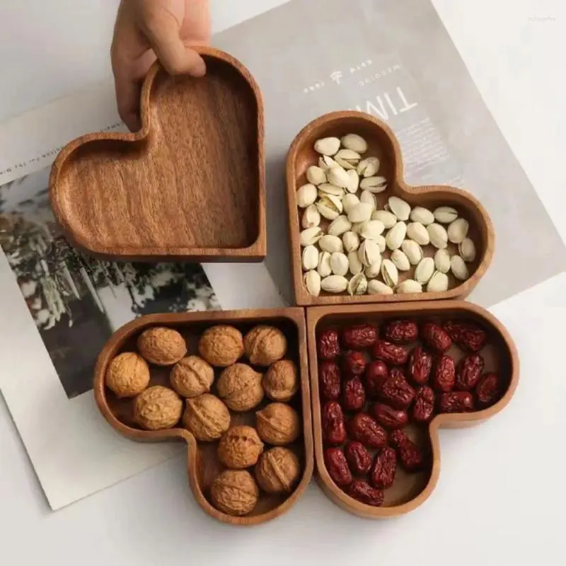 Dekoracyjne figurki w kształcie serca orzechowe pudełko owocowe łatwe użycie w stosach w kolorze przekąski w kształcie serca zapisz przestrzeń taca z litego drewna