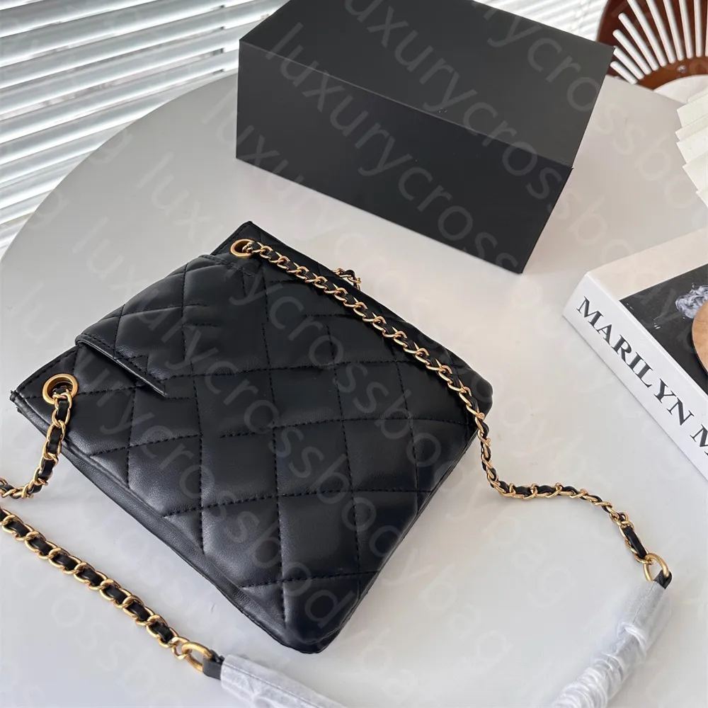 thumbnail image 2 of Quilted Crossbody Bag Vegan Leather Trendy Shoulder Purse With Chain Strap Stylish Clutch Purse For Women Ladies 838752 Bismib 2 of 13