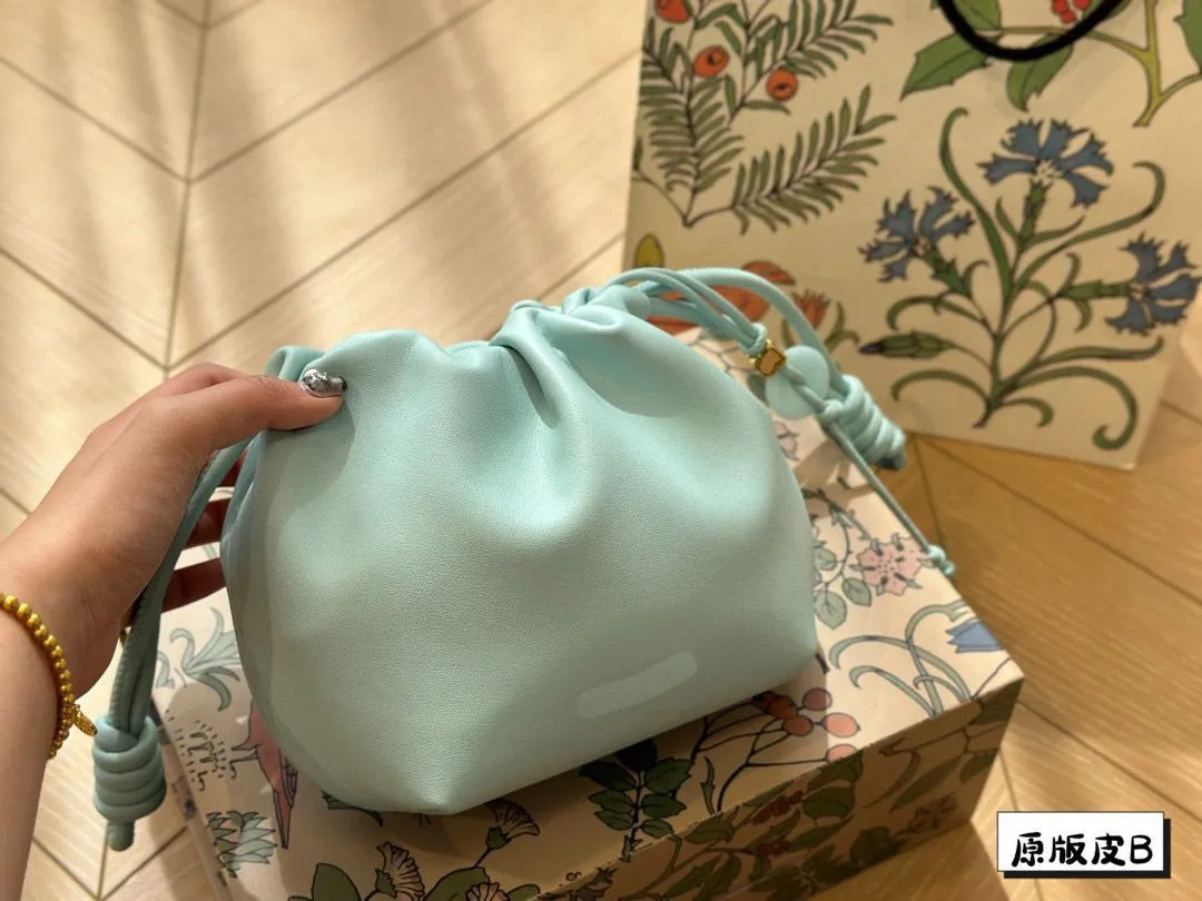 High-end L-serie Fashion Designer Luxury Bag ~ Lyw240 Storlek: 22*17 cm