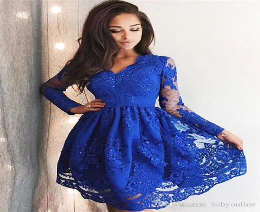 Goedkope Royal Blue Long Sleeve Lace Homecoming -jurken A Line V Necked Soundined Soundined Knie Length Cocktail Party Dress Rozes de BA2624213
