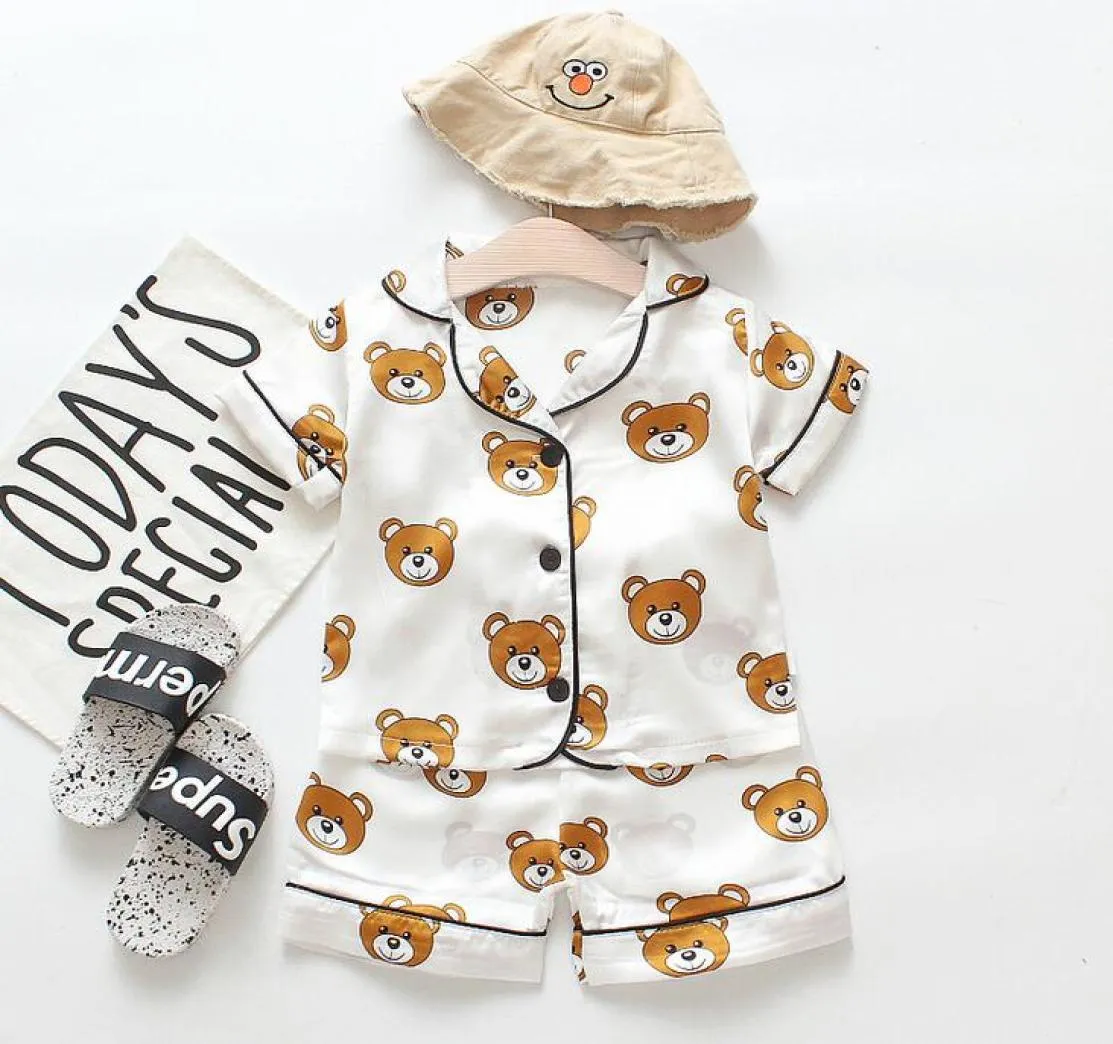 2020 Nowe letnie dzieci 039S Setki piżamowe chłopcy dziewczęta kreskówka niedźwiedź noszenie dzieci