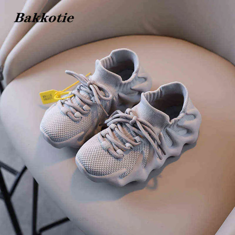 2023 Buty dla dzieci Spring Autumn Outdoor for Boys Fashion Casual Yeeziness 45 Yeziness 450 Sneakers Girl