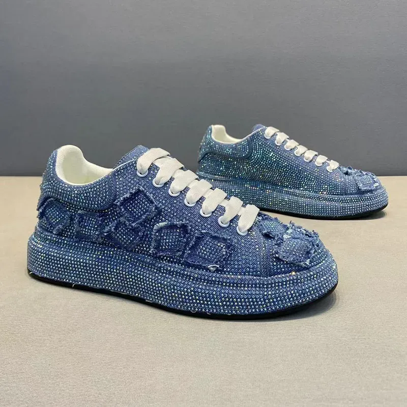 Luxury Nouveau designer pour hommes Roissiers bleus à la dentelle épaisse de la causalité des chaussures causales Mocasins masculins Hip-hop Rock Sneakers de marche