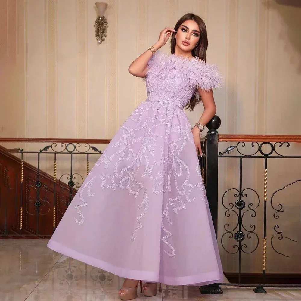 Arabski liliowy A-line Kid-Beade Pióro luksusowe sukienki wieczorowe sukienki na imprezę dla kobiet