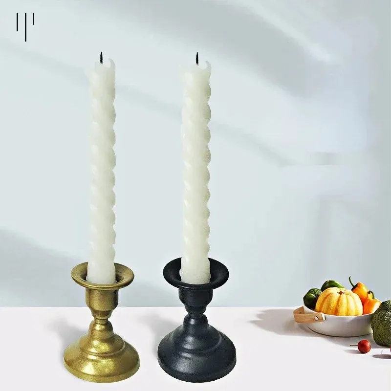 Mini Creative Mini-uso de dupla use de estilo europeu Candlestick Golden Golden Iron Geometric Home Decoration Vellers para decoração criativa de casa geométrica