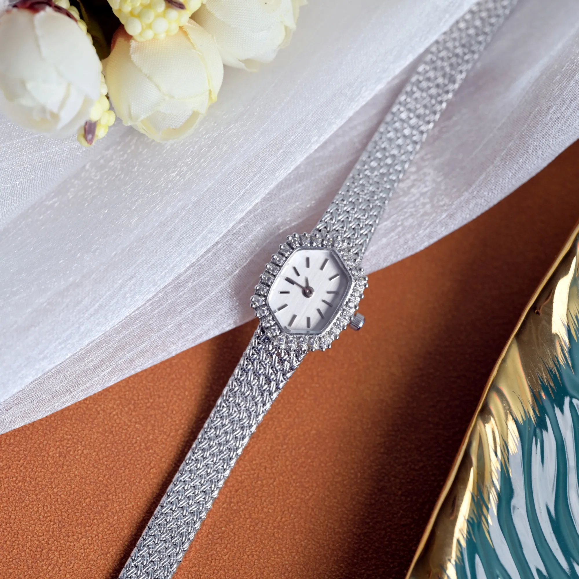 2024 Womens Vintage Watch: Small Dial, Antique Diamond  display picture 2