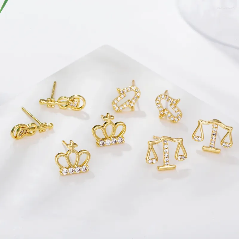 Boucles d'oreilles étalon 1 paires de boucles d'oreille en cuivre en cuivre mode cube zircon libra couronne fatima yeux de cartilage vis pour femmes fille