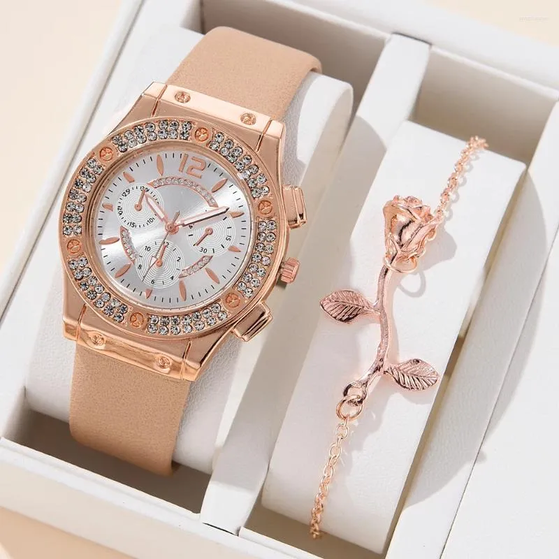 Armbanduhren 2pcs Set Frauen sehen Luxusmodet Elegante Legierungsgelenksuhr für Damen Geschenk Quarz Roségold Armband No Box