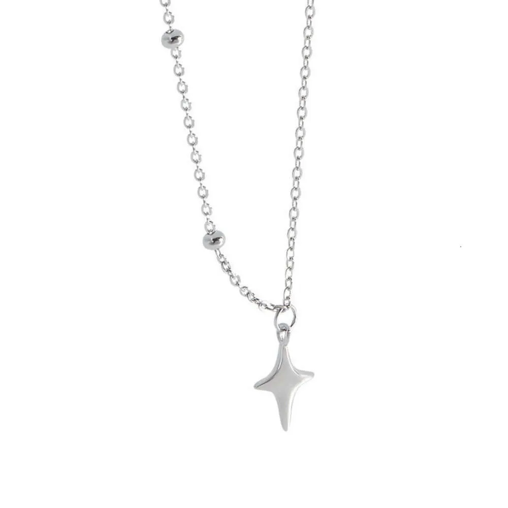 Starlight Necklace for Women in Instagram Trendy Niche Design, High End, Simple and Personalized, Versatile Collar Chain, Titanium Steel Pendant Neckchain