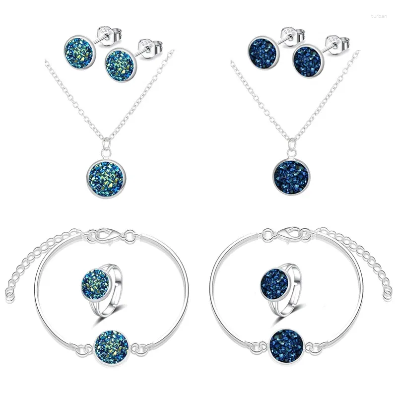Boucles d'oreilles de collier Set Elegant Artificiel Crystal Round Stone Pendant et Boucle d'oreille pour les femmes Couleur argentée de la Fashion Fashion Party