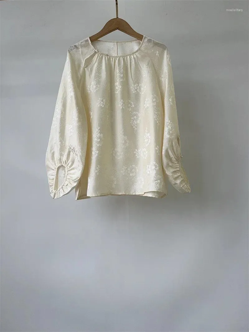 Blouses des femmes 2024 Femmes Summer O Coule Jacquard Shirt with Lantern Sleeves