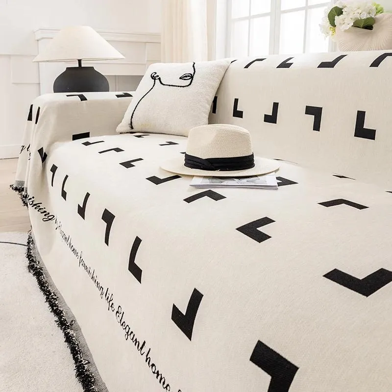 Stoelhoezen HGX Sofa handdoekdoekdoek Comfort Soft Couch Cover Tassel Dekens Niet -slip sectioneel bedkussen Home Decor