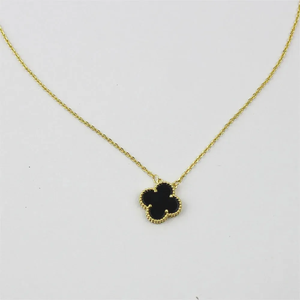 2024 Fashion Classic4 / Four Leaf Clover Colliers Pendants Pendants en acier inoxydable 18K plaqué pour les femmes fille de la Saint-Valentin de la fête de la Saint-Valentin A6 A6