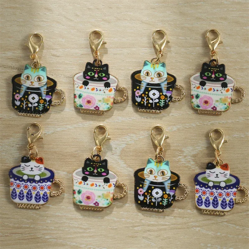 20pcs / pack random émail tasse chat charmes pendentif avec fermoir fermoir bijoux bijoux trouvé des accessoires d'artisanat manuel bricolage