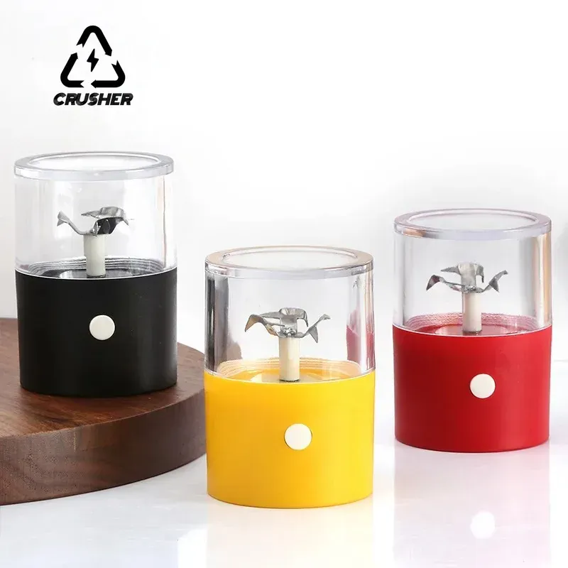 Crusher Mini Electric Tobacco Grinder draagbare USB opladen Hoge snelheid Roterend mes Droge kruidenmalen voor rookaccessoires