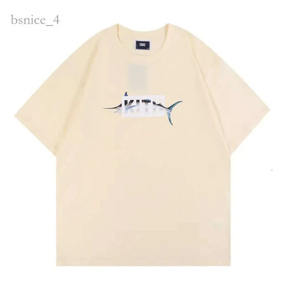 2023 Summer Mens Designer T Roomts Trends Trends Brand Kith Rabbit Paper Print Print Print Круглая шея свободная повседневная хлопковая футболка мужчины и женщины графическая футболка 739