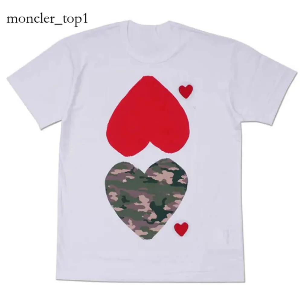 La marque de mode Comme les hommes jouent T-shirt CDG Designer Red Heart Casual Women Shirts Des Badge Garcons High Quanlity Tshirts Coton broderie Play Hoodie 5233