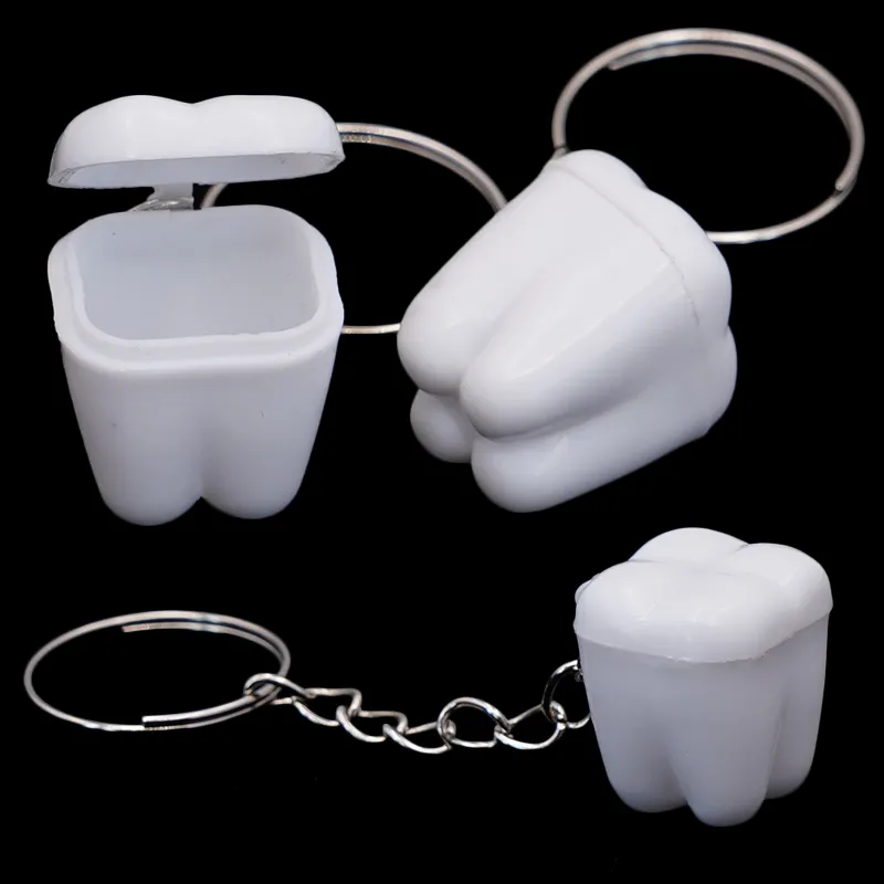 5st Mini Kids Milk Teeth Storage Key Chain Tooth Boxes Plastic Souvenir Spara container Barnens lövegenskaper