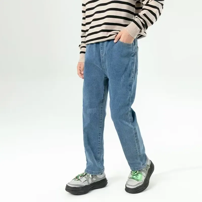 Pantalon pour enfants pour un pantalon d'enfant de garçons Nouveaux jeans vêtements décontractés