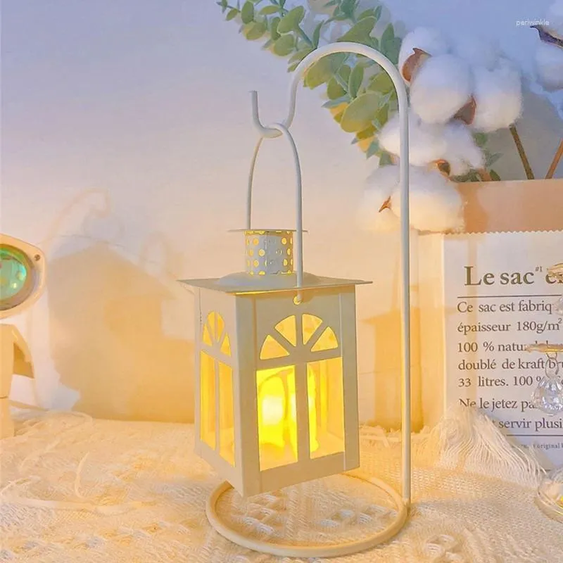 Candlers Home Decoration Accessories Candlestick Small Night Light Bedroom Bedside dormant pour envoyer des copines de copines cadeaux