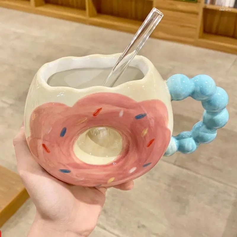 Tasses doux dessin animé beignet en céramique tasse créative cadeau de paille pour petite amie mignonne grande capacité avec