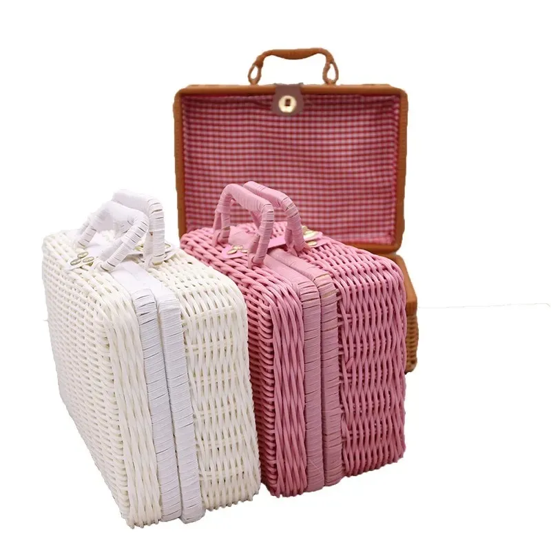 Kosmetische Fertigstellung Rattan Box Retro Requisiten Rattan Koffer PP gewebt Rattan Storage Box Make -up Organizer Box Schmuck Organizer