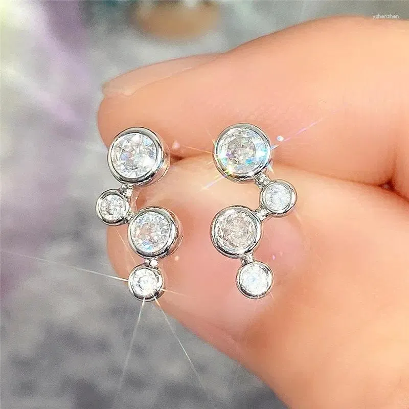 Stud-oorbellen Minimalistische zilveren kleur voor vrouwen rond kubieke zirconia low-key meisjes oor mooie cadeau mode sieraden