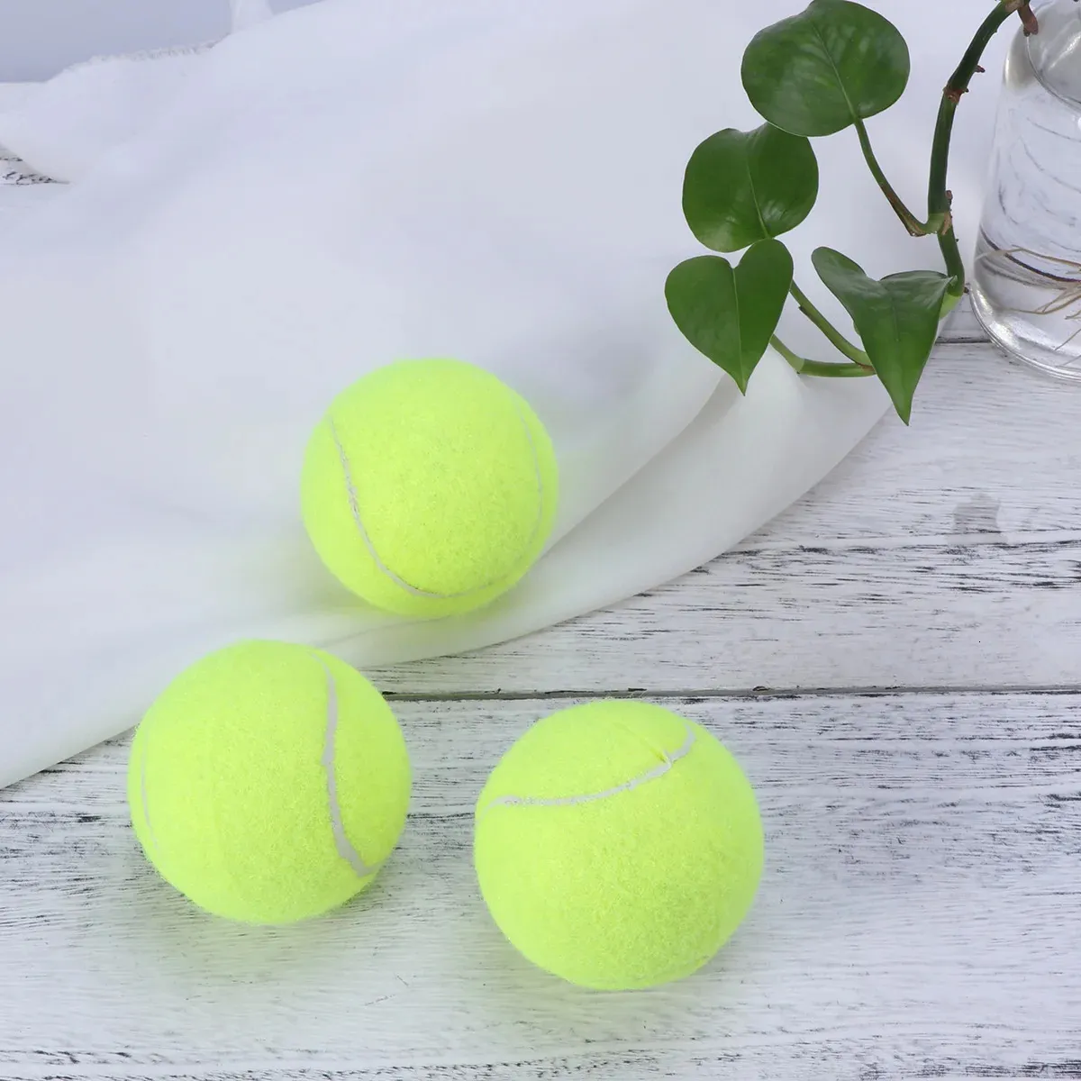 6pcs Les balles de tennis peuvent pratiquer le championnat de service régulier de bille de devoir Pet Dogs jaune 240329