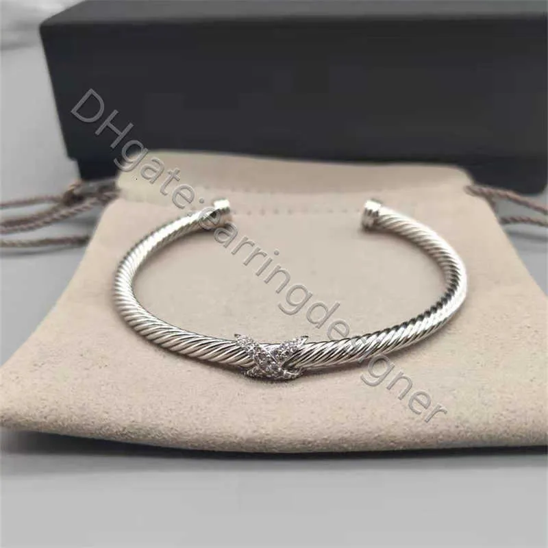 Veelzijdige armband luxe twist ontwerper Twisted Fashion Pearl Head Women armbanden sieraden platina vergulde bruiloft geschenken 5 mm 4 mm dik kgkz