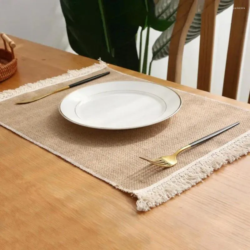 Tavoltine tavolino di alta qualità piazza durevole durevole tassel non slip set di tappeti isolati per la cena resistente alle stoviglie per qualsiasi