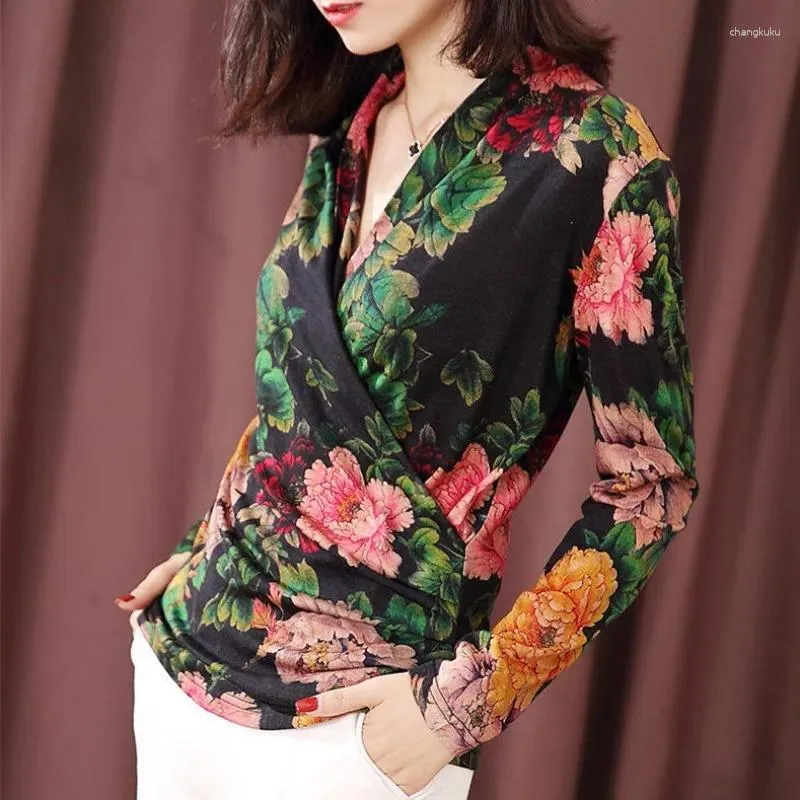 Blouses pour femmes chemises de style automne print à printemps Lady Casual Long Sleeve V-Neck Flower imprimé Blusas Tops DD8061