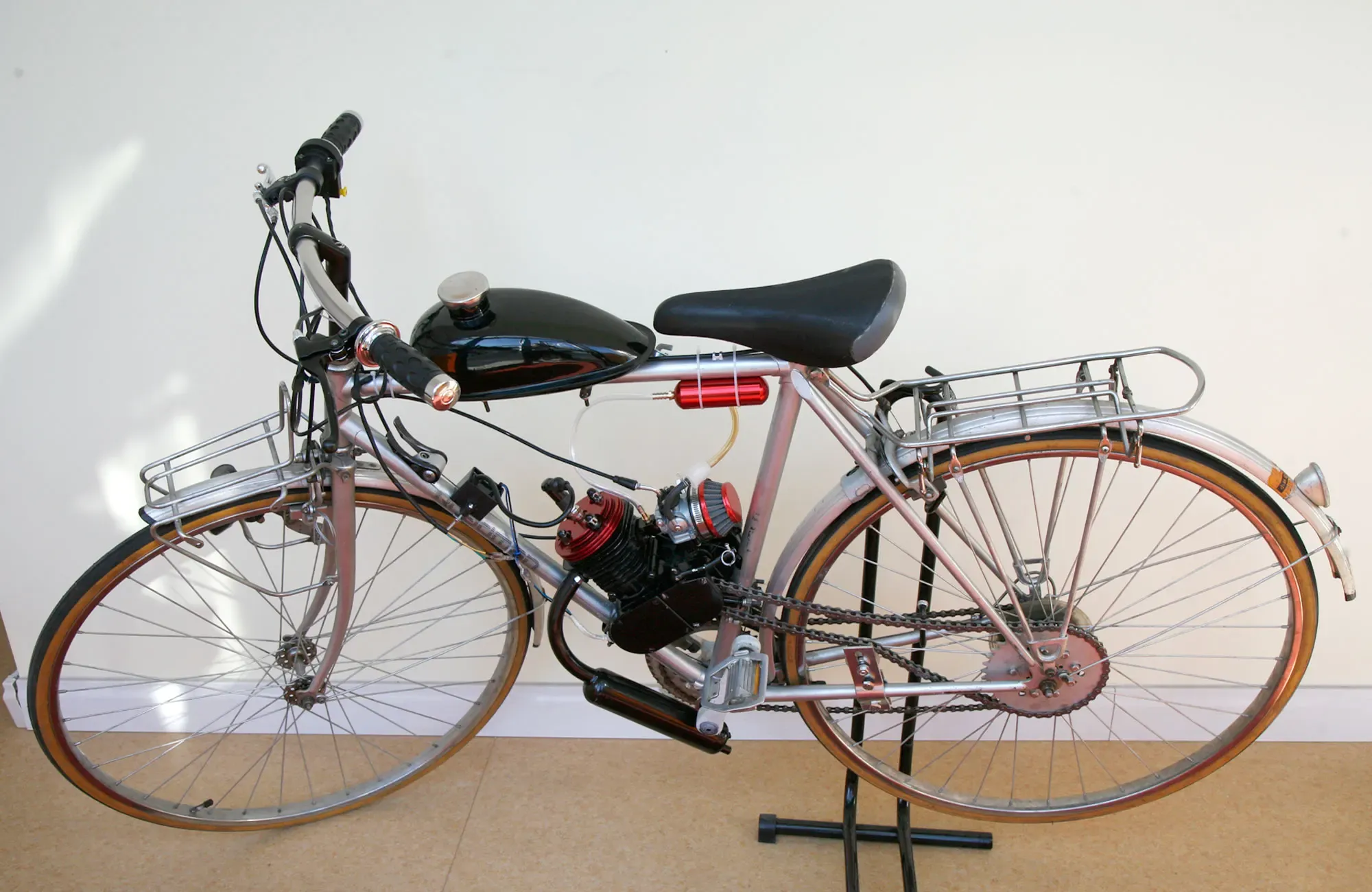 Dirt Bike Boost Bottle Motorized Bike Moto GP Stroke Pocket Bike