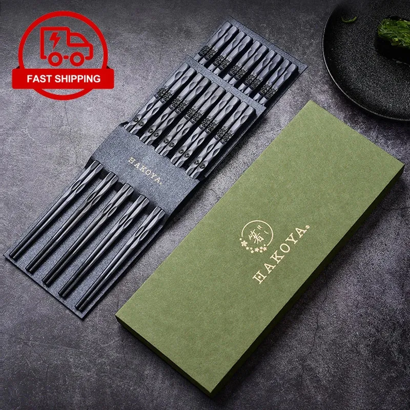 5 PairsSet Japanese Style Alloy Chopsticks With Gift Box Nonslip Mildew Proof Sushi Food Chop Sticks Reusable Kitchen Tools 240328