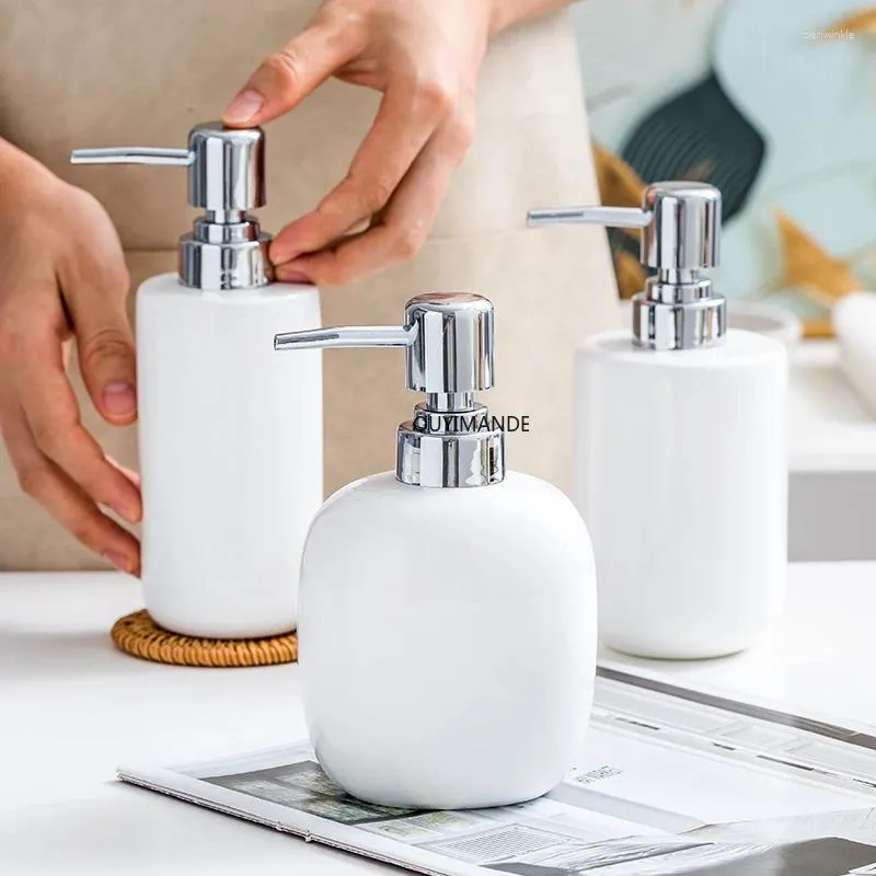 Dispensador de sabão líquido Cerâmica do banheiro Cerâmica Gel Shampoo garrafa branca emulsão Cerâmica Distribuindo dispensadores de mãos para cozinha300-450ml