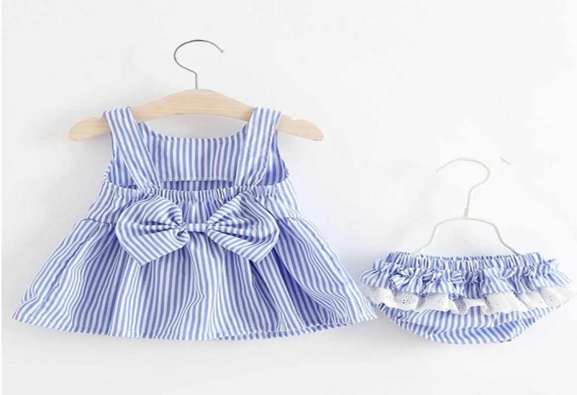 2018 Girls Baby Childrens Clothing ensembles Bow Striped Robes Shorts 2pcs Set Cotton Bow Princess Robe Boutique Vêtements Outf3963737