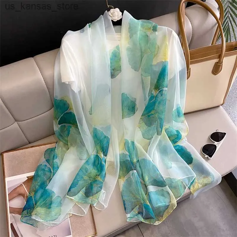 Écharré Luxury Print Square Scarpe Femmes Spring Neck Tie châle Wraps Female Hair Hand Oversize Beach Headkercheif Hijab Bandana New240409