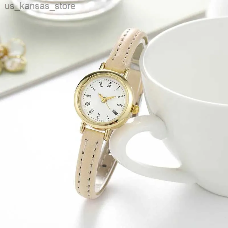 Mujeres de pulsera Simple Women es Luxury Diseño de cuero Ladies Quartz Muñeco para mujer Reloj de marcado redondo RELOJ MUJER240409