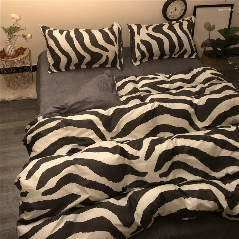 Bedding Sets Set Bed Linen 2 Bedrooms Duvet Cover Bedspread On The Sheet Nordic 150 Luxury 200x200 Sheets 135x190 Complete